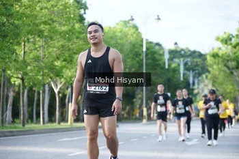 Runner Photo 1921898
