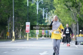 Runner Photo 1922424