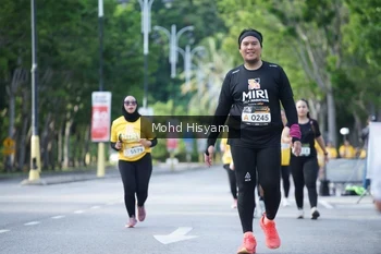 Runner Photo 1922446
