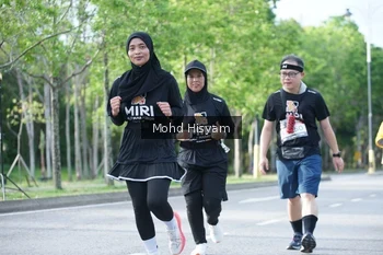 Runner Photo 1922735