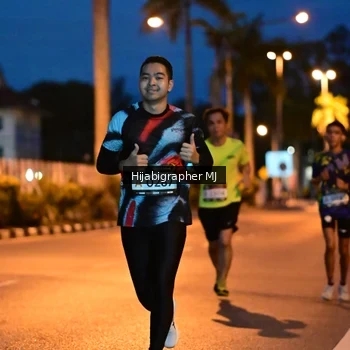 Runner Photo 1922772