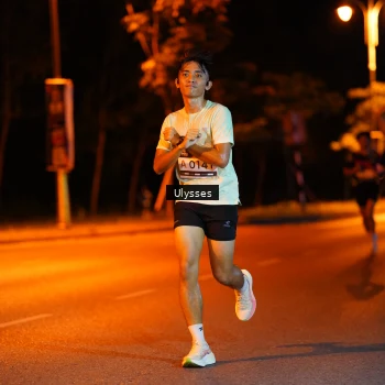 Runner Photo 1922879