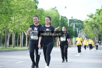 Runner Photo 1922956