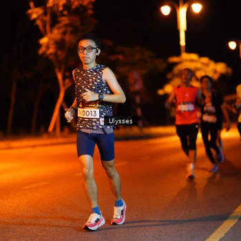 Runner Photo 1923172
