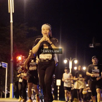 Runner Photo 1923750