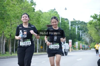 Runner Photo 1924542
