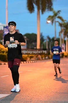Runner Photo 1924566