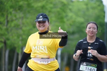 Runner Photo 1924661