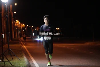 Runner Photo 1924870