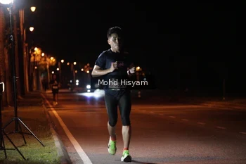 Runner Photo 1924873