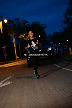Runner Photo 1925326