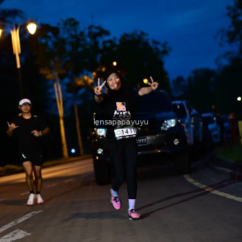Runner Photo 1925573