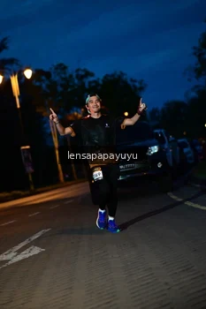 Runner Photo 1925583