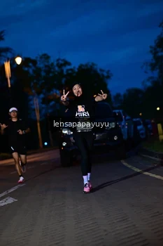 Runner Photo 1925621