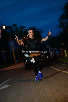 Runner Photo 1925659