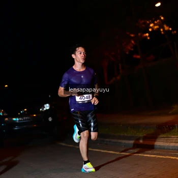 Runner Photo 1925900