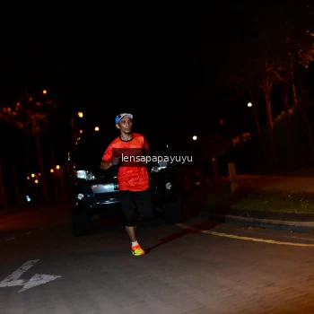 Runner Photo 1925916