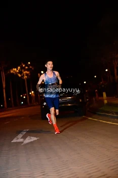 Runner Photo 1926081