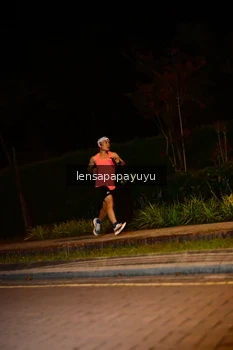Runner Photo 1926145