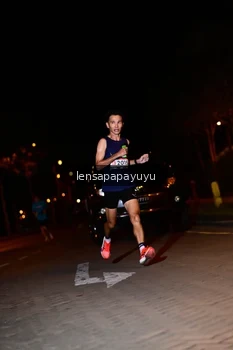 Runner Photo 1926272