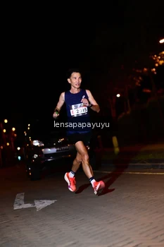 Runner Photo 1926304