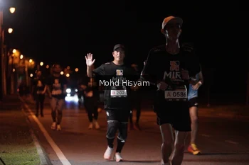 Runner Photo 1926371