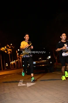 Runner Photo 1926411