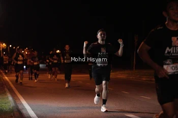 Runner Photo 1926523