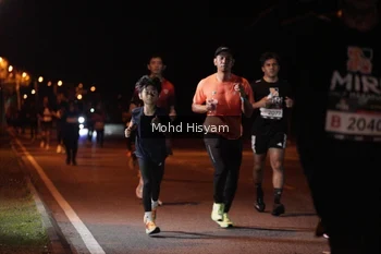 Runner Photo 1926633