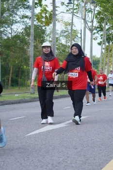 Runner Photo 1927318