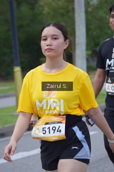 Runner Photo 1929744