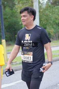 Runner Photo 1929779