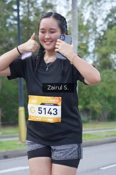 Runner Photo 1930075