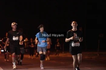 Runner Photo 1930132