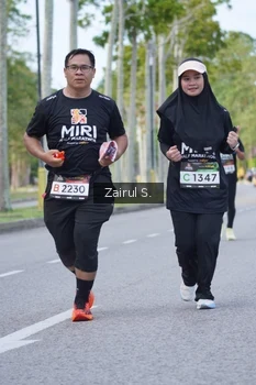 Runner Photo 1930340