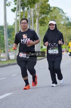 Runner Photo 1930350