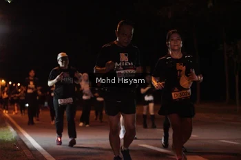 Runner Photo 1930352