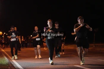 Runner Photo 1930383