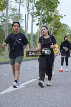 Runner Photo 1930401