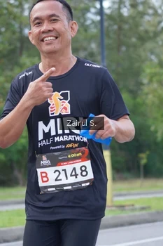 Runner Photo 1930403
