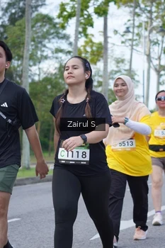 Runner Photo 1930426