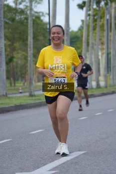 Runner Photo 1930497