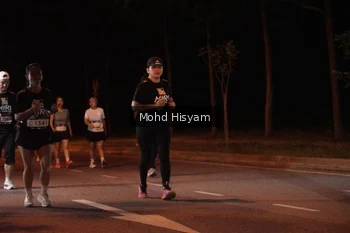 Runner Photo 1930580