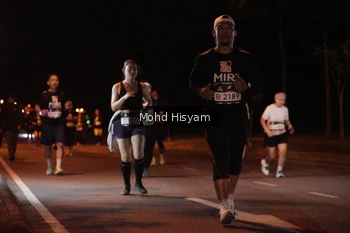 Runner Photo 1930594