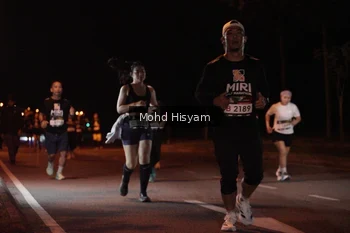 Runner Photo 1930599