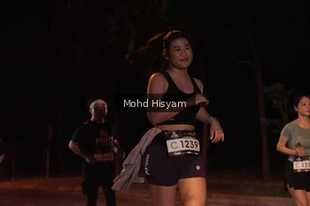 Runner Photo 1930613