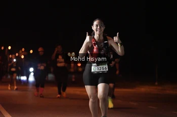 Runner Photo 1930751