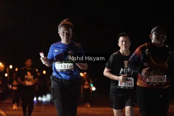 Runner Photo 1931267