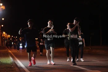 Runner Photo 1931324