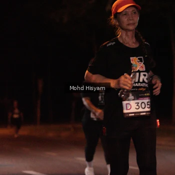 Runner Photo 1931365